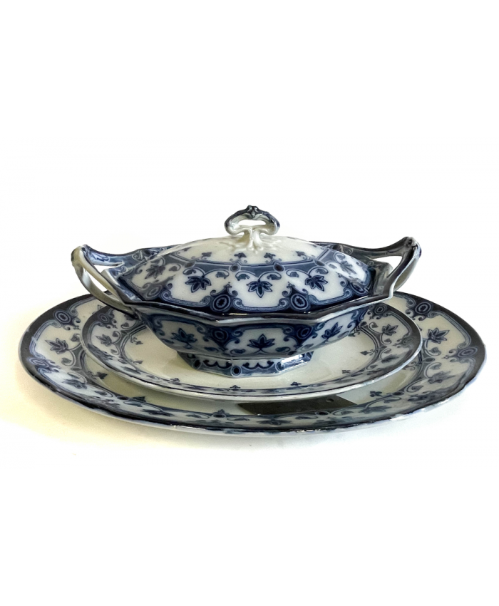 Secesní terina a dva tácy